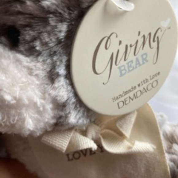 Handmade Plush Giving Mini Giving Bear by Demdaco, brand new, out of the box - Picture 3 of 7